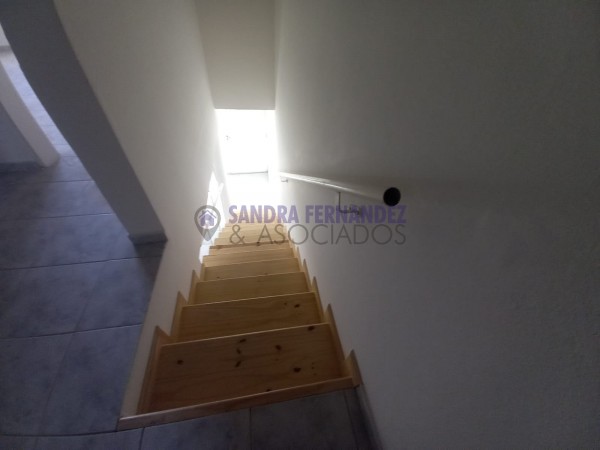 Neuquen. Alquiler. Duplex 3 dormitorios Barrio Rincón de Emilio 