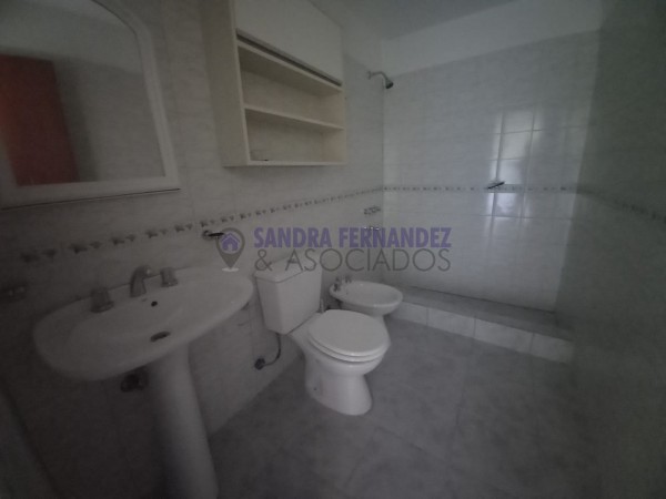 Neuquen. Alquiler. Duplex 3 dormitorios Barrio Rincón de Emilio 