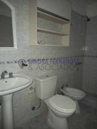 Neuquen. Alquiler. Duplex 3 dormitorios Barrio Rincón de Emilio 