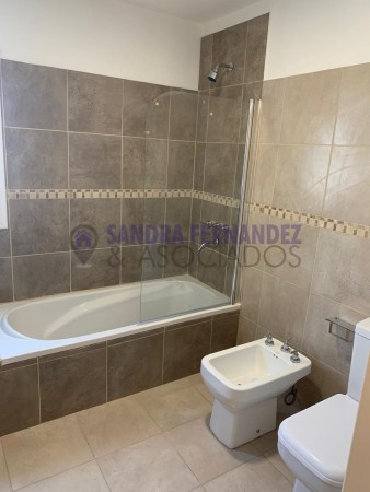 Rio Negro Cipolletti Duplex 3 dormitorios (suite) en La Falda