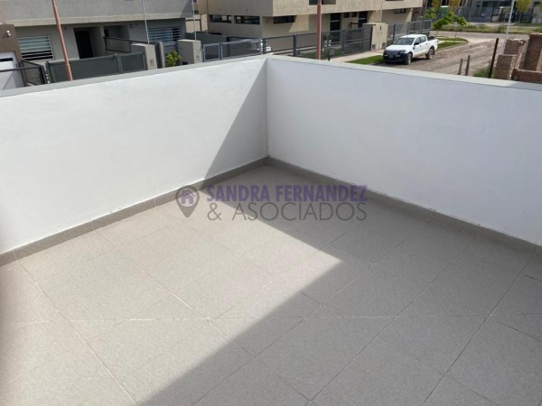 Rio Negro Cipolletti Duplex 3 dormitorios (suite) en La Falda