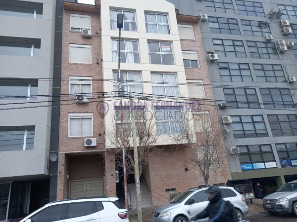 Venta. Departamento 2 dorm zona centro alto de la ciudad