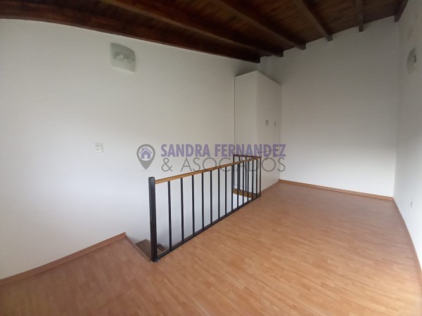 Neuquen. Alquiler (VENTA-PERMUTA) Casa Nivel Gerencial Barrio Santa Genoveva