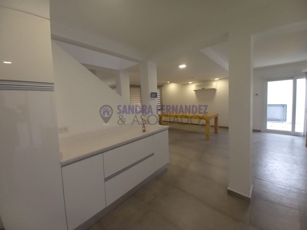 Neuquen. Alquiler (VENTA-PERMUTA) Casa Nivel Gerencial Barrio Santa Genoveva