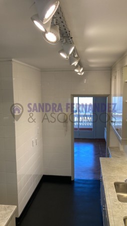 Alquiler Venta. Buenos Aires. CABA: Departamento SEMIPISO REMODELADO 4 dormitorios