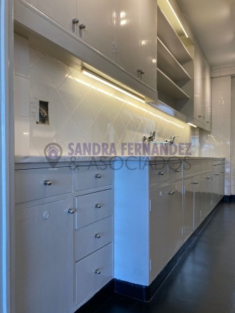 Alquiler Venta. Buenos Aires. CABA: Departamento SEMIPISO REMODELADO 4 dormitorios