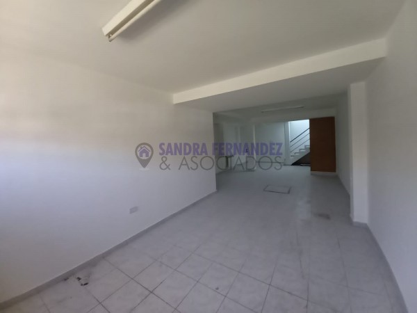 Neuquen. Alquiler Triplex. Barrio Maria Auxiliadora. 