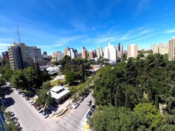 Neuquen. Alquiler Departamento 1 dormitorio Edificio Plaza Club Zona Cemic