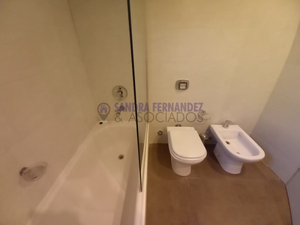 Neuquen, Alquiler, Departamento de 2 dormitorio(1 en suite) Cochera Paseo de la Costa Ribera Urbana