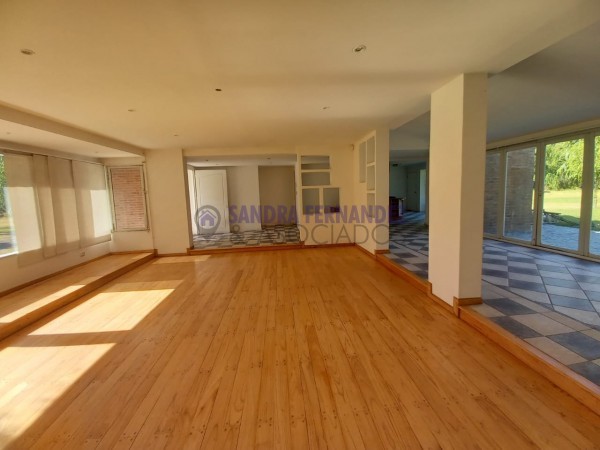 Neuquen. Alquiler Casa 4 dormitorios (suite) Zona Rio Neuquen. Puente  Cipolletti-Neuquen