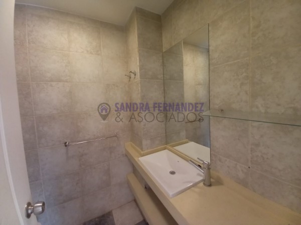 Neuquen. Alquiler Casa 4 dormitorios (suite) Zona Rio Neuquen. Puente  Cipolletti-Neuquen