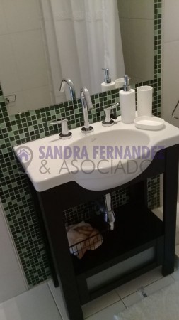 Neuquen. Venta. Departamento remodelado 2 dormitorios. Zona Altos