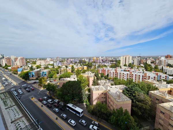 Neuquen Alquiler 2 dormitorios (suite) Edificio Central Tower Nivel  Gerencial