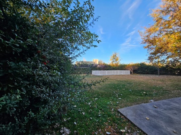 Neuquen Plottier Alquiler.  Casa Barrio Cerrado  Fincas de Plottier 4 dormitorios 