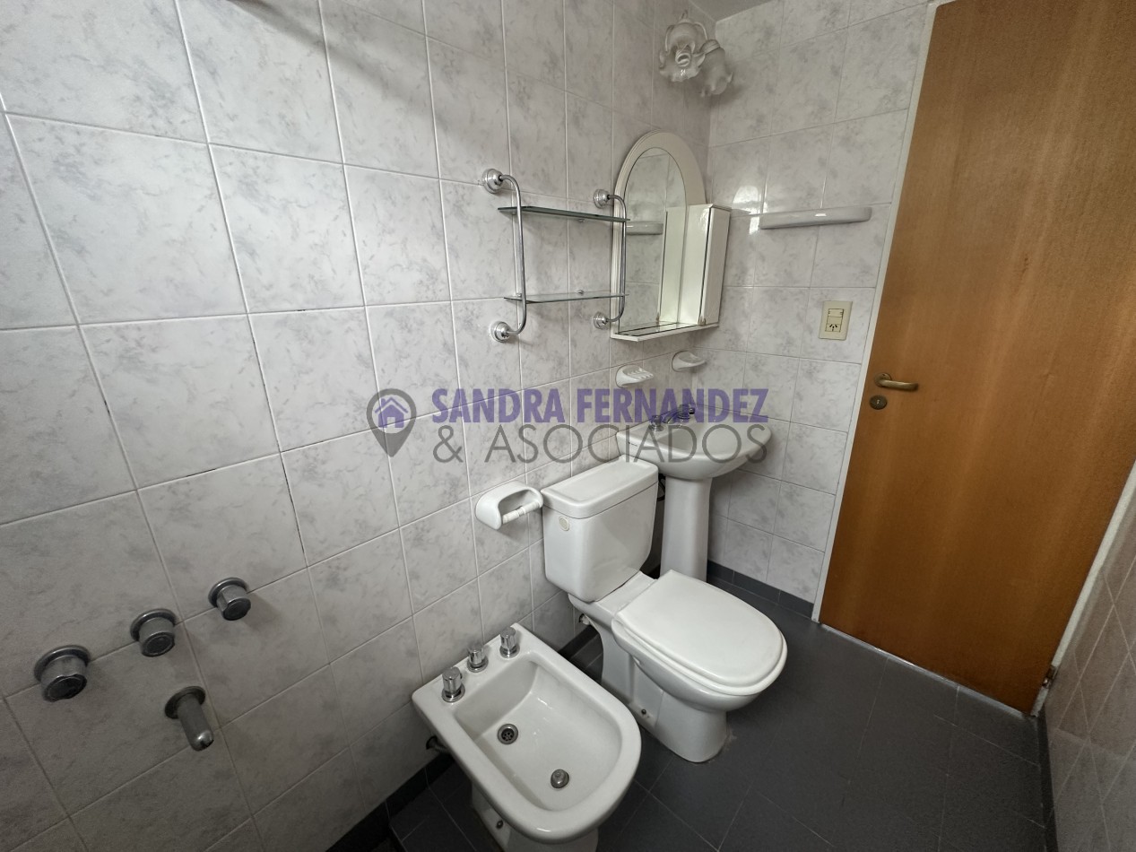 Neuquen Alquiler Loft 1 dormitorio con entrada para vehiculo