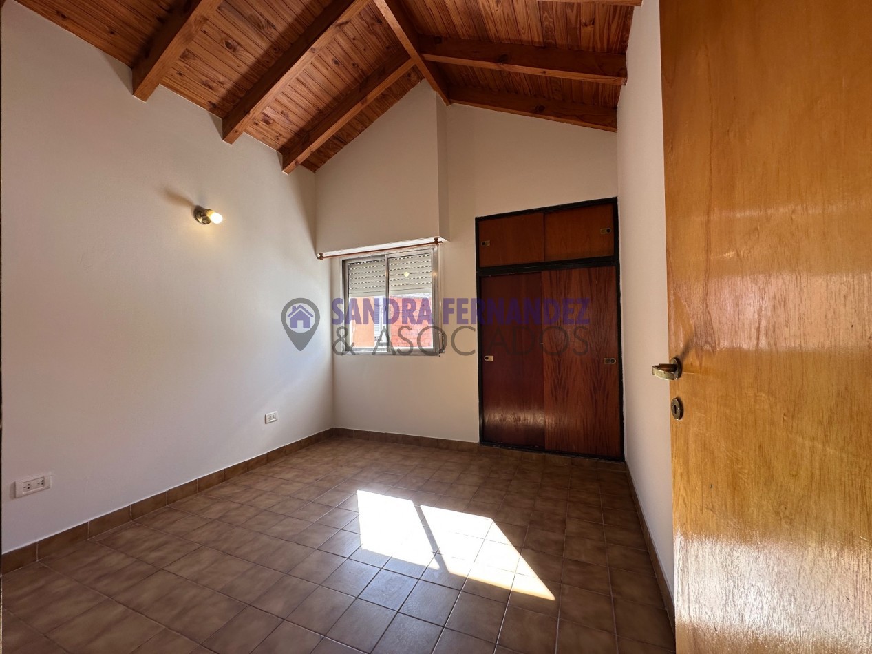 Neuquen Alquiler Departamento en Complejo en 1° piso sin cochera