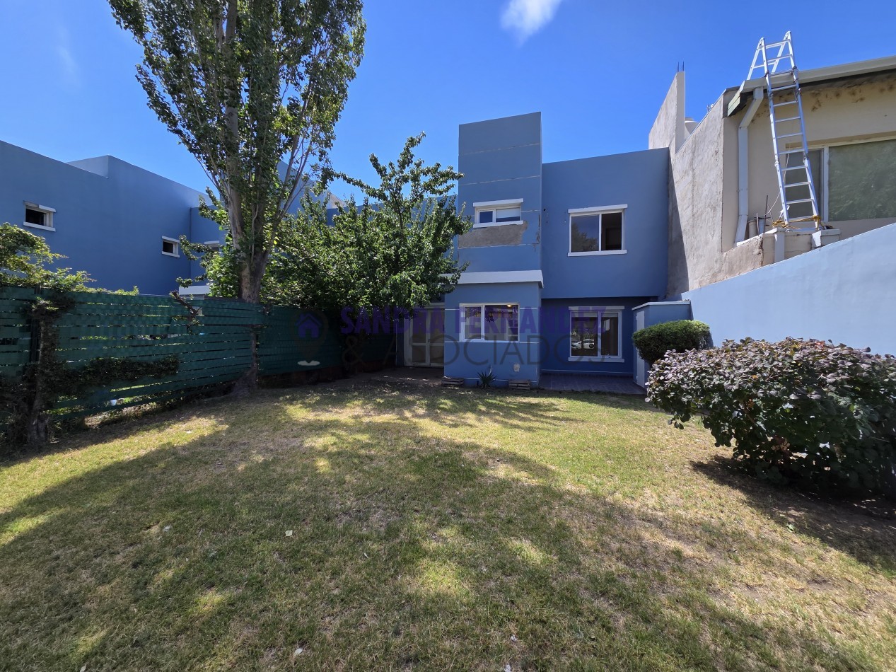 Neuquen Alquiler Duplex 3 dormitorios(suite) Jardines del Rey