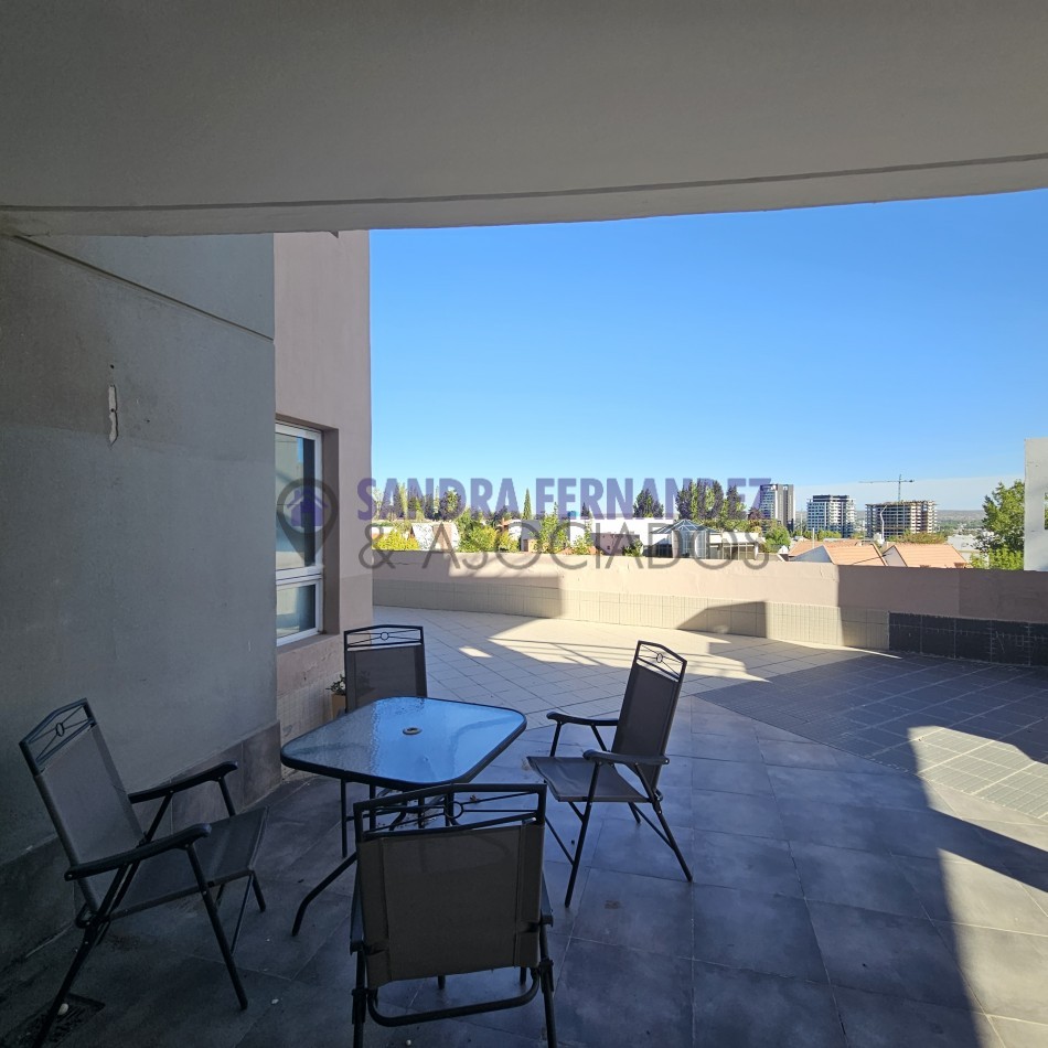 Neuquen. Alquiler. Semipiso. Santa Genoveva, Torre Dali. 2 dormitorios en suite con parrilla y terraza