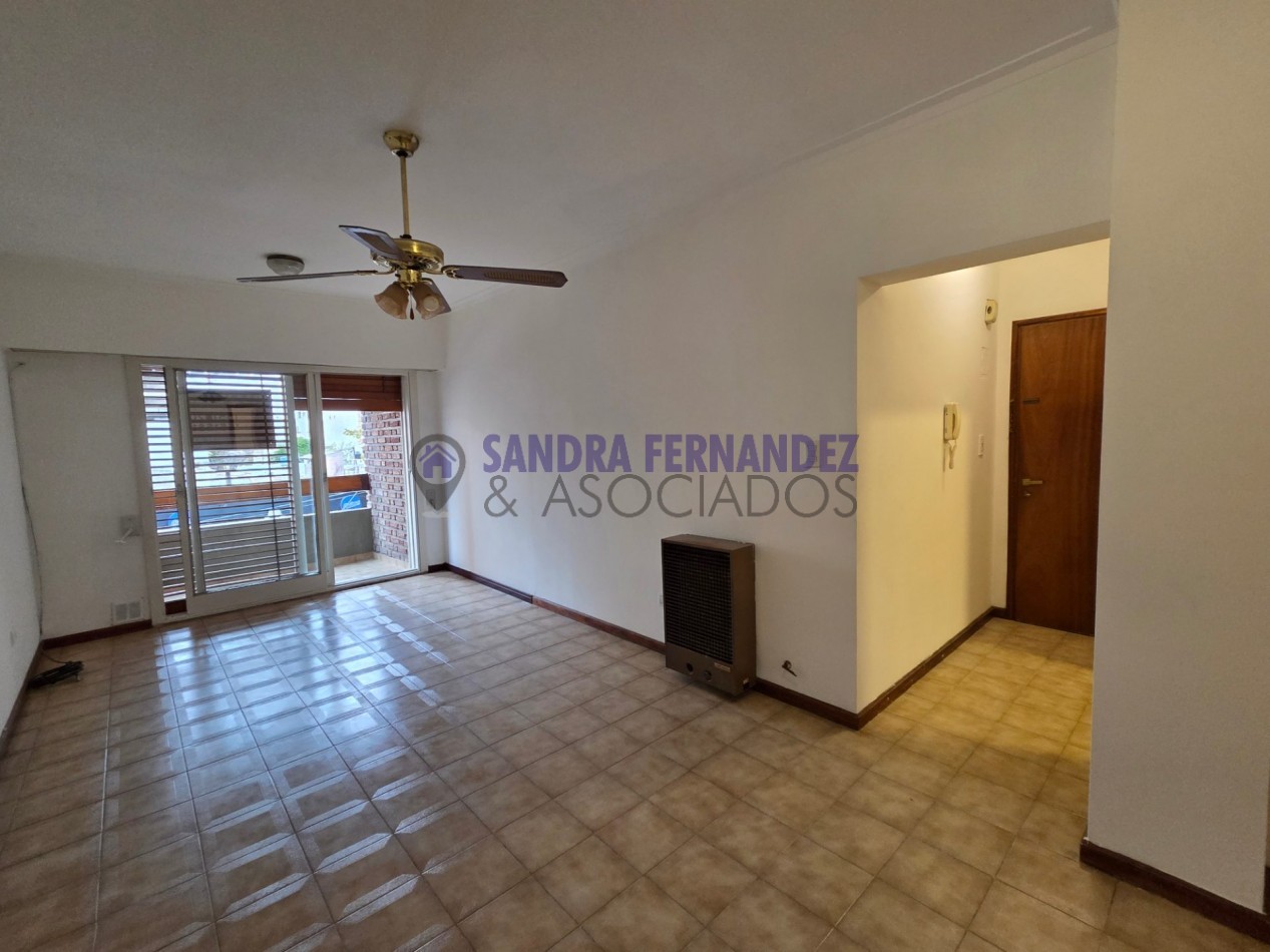 Neuquen Alquiler Departamento 2 dormitorios sin cochera Centro ciudad de Neuquen