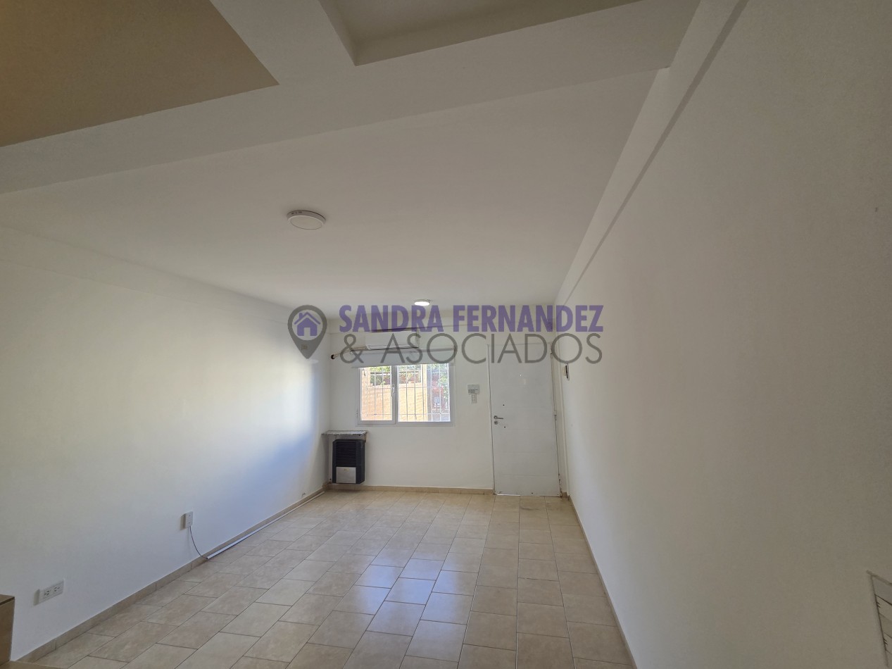 Neuquen. Alquiler. Duplex 2 dormitorios Barrio Huilliches