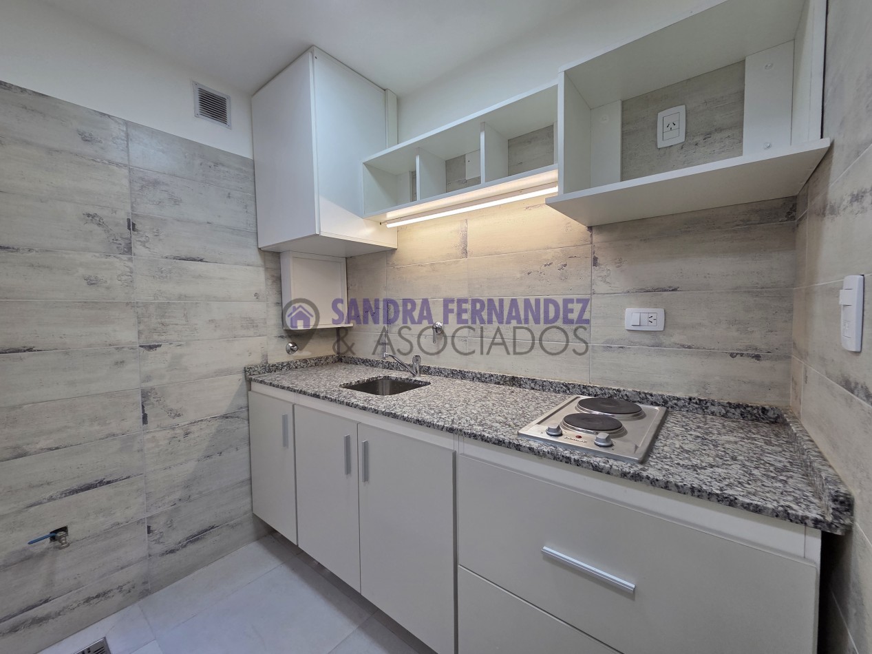 CABA MONSERRAT Alquiler Departamento 2 dormitorios remodelado a estrenar sin cochera