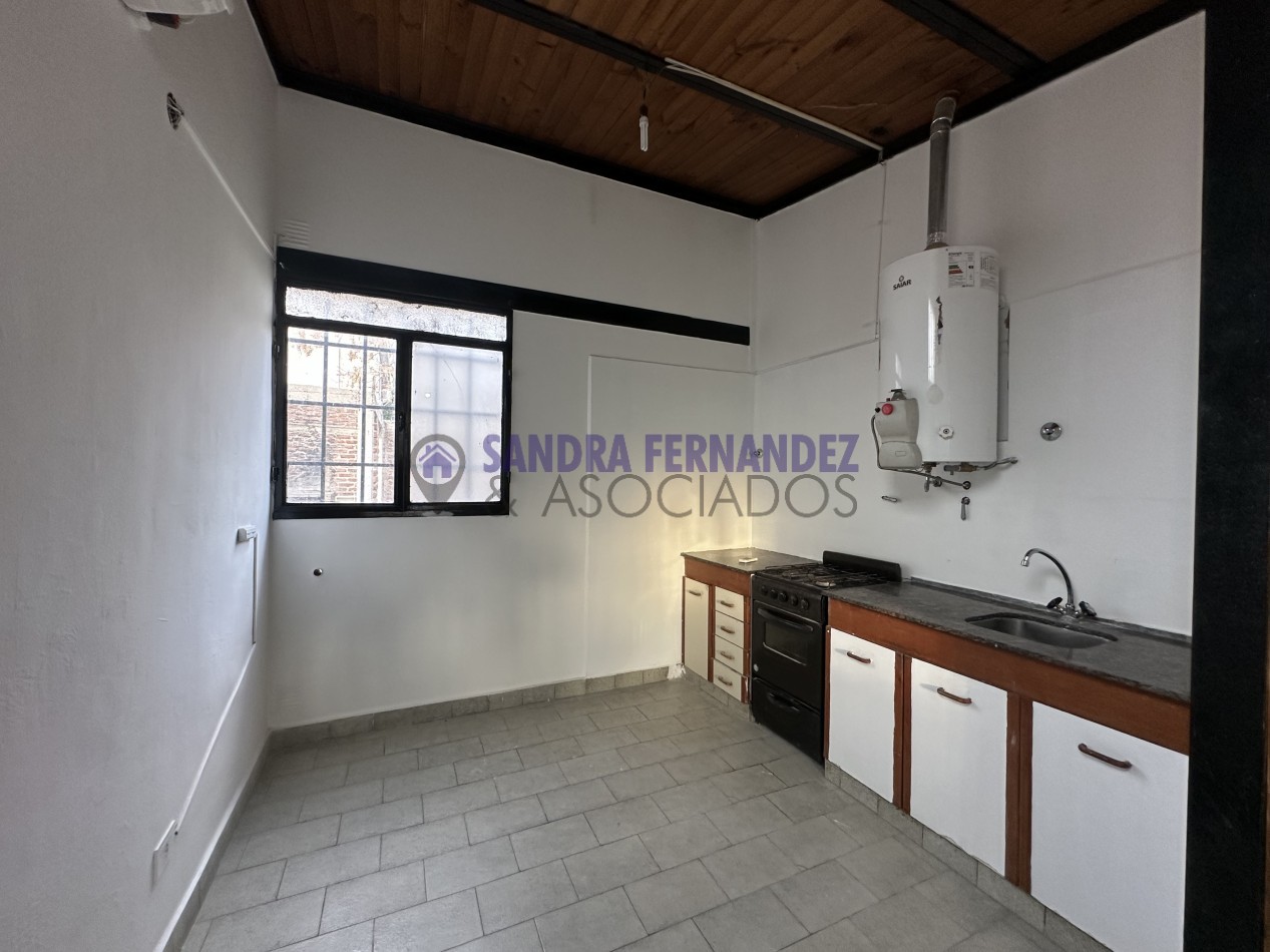 Neuquen Alquiler Casa 2 dormitorios en Barrio Limay