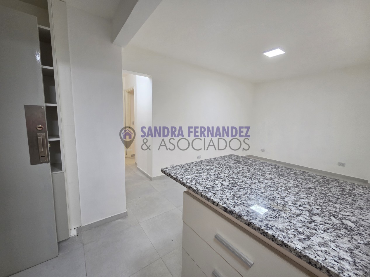 CABA MONSERRAT Alquiler Departamento 2 dormitorios remodelado a estrenar sin cochera
