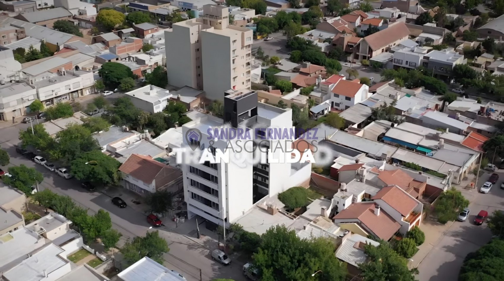 Rio Negro. Cipolletti. Venta. Departamento nuevo 1 dormitorio. Cochera amplia