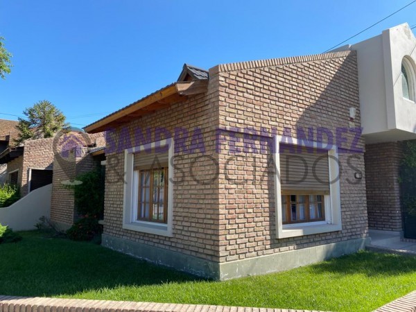 Rio Negro. Cipolletti. Venta. Casa en planta baja 3 dormitorios (suite) 