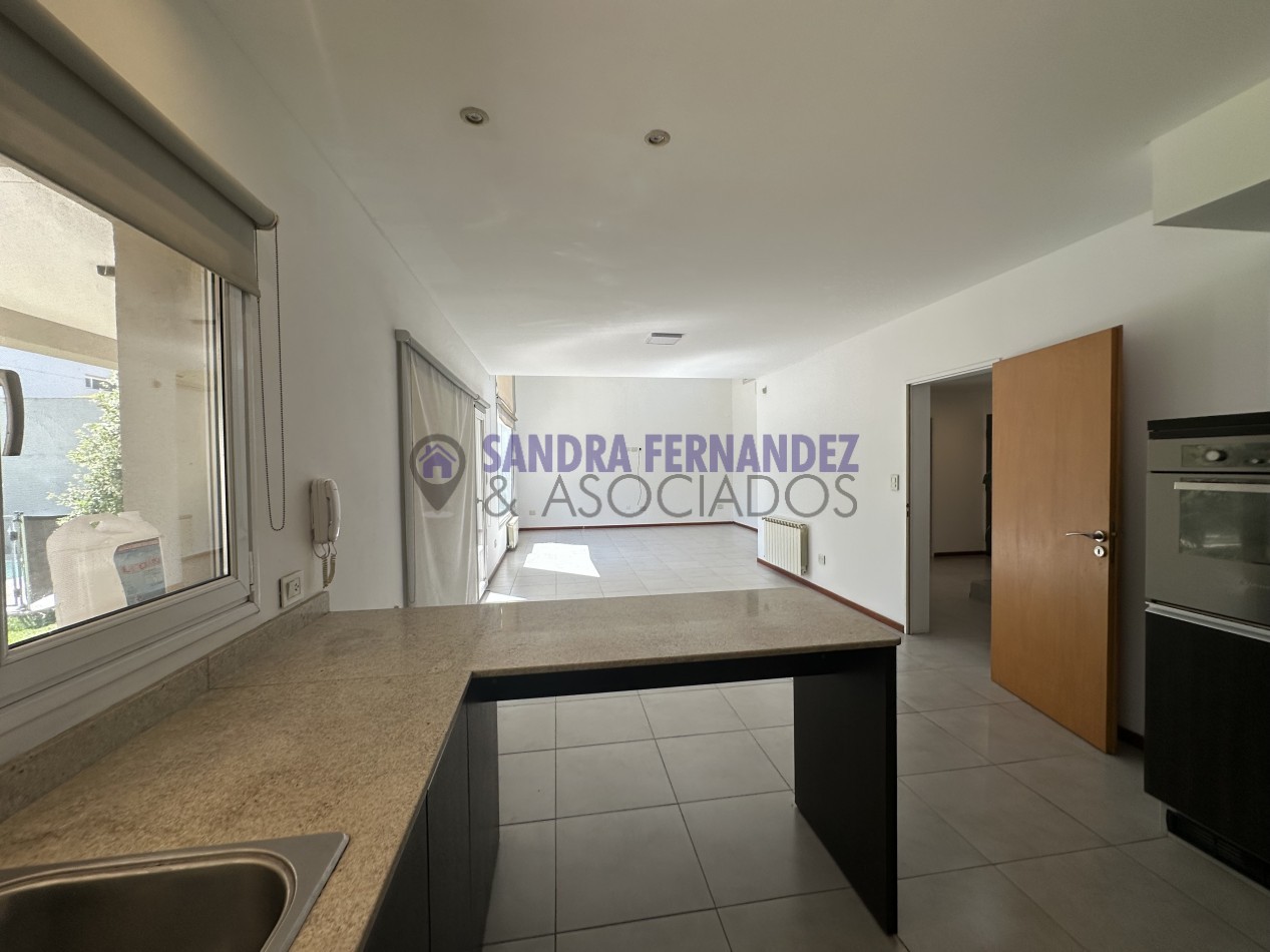 Rio Negro Cipolletti Casa 4 dormitorios Barrio Manzanar 7