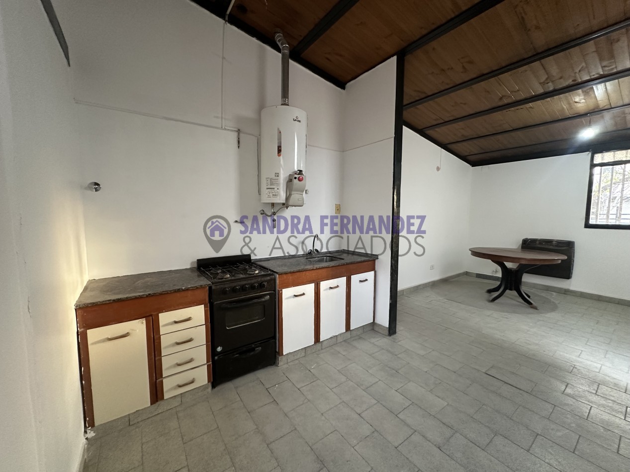 Neuquen Alquiler Casa 2 dormitorios en Barrio Limay