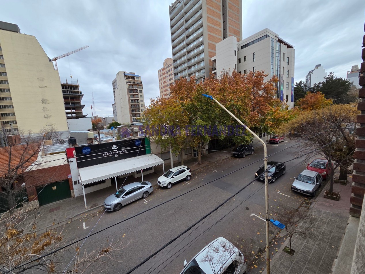 Neuquen Alquiler Departamento 2 dormitorios sin cochera Centro ciudad de Neuquen