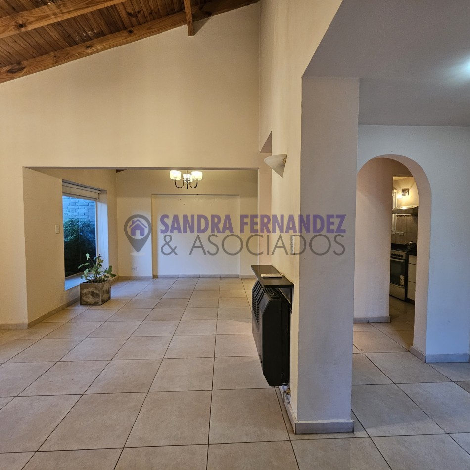 Rio Negro. Cipolletti. Venta. Casa en planta baja 3 dormitorios (suite) 