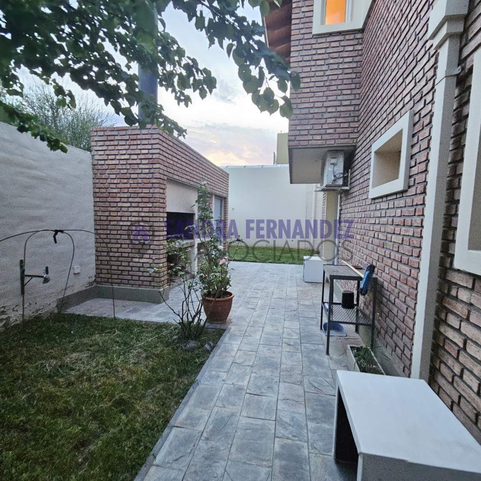 Rio Negro. Cipolletti. Venta. Casa en planta baja 3 dormitorios (suite) 