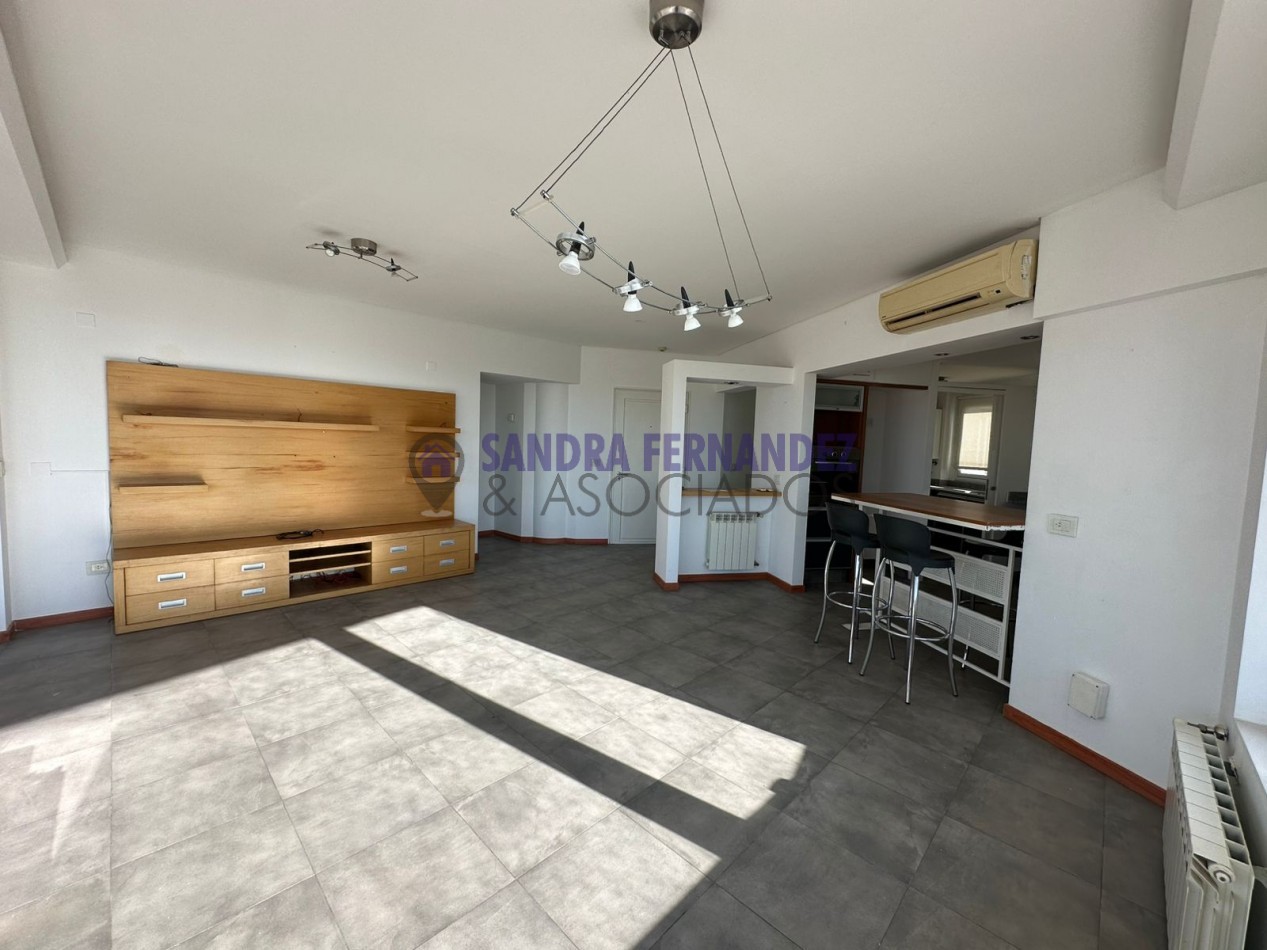 Neuquen Alquiler Semipiso Departamento 2 dormitorios (suite) Cochera Baulera