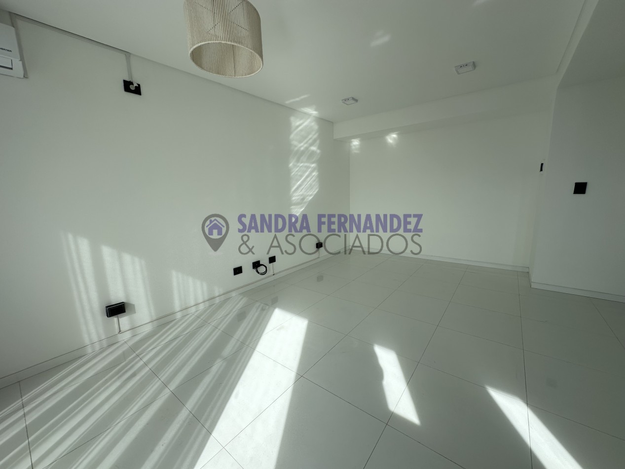 Neuquen Alquiler Departamento 1 dormitorio con terraza. Cochera Centro ciudad de Neuquen