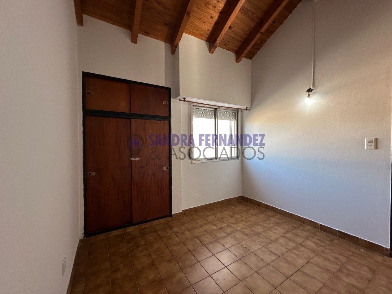Neuquen Alquiler Departamento en Complejo en 1° piso sin cochera