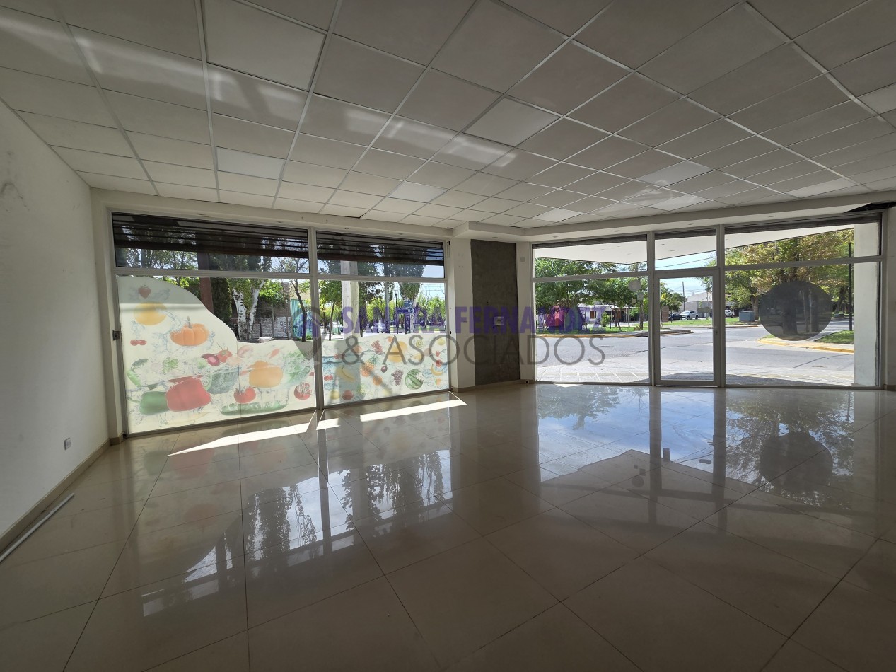 Neuquen Alquiler Local Oficina Comercial en esquina