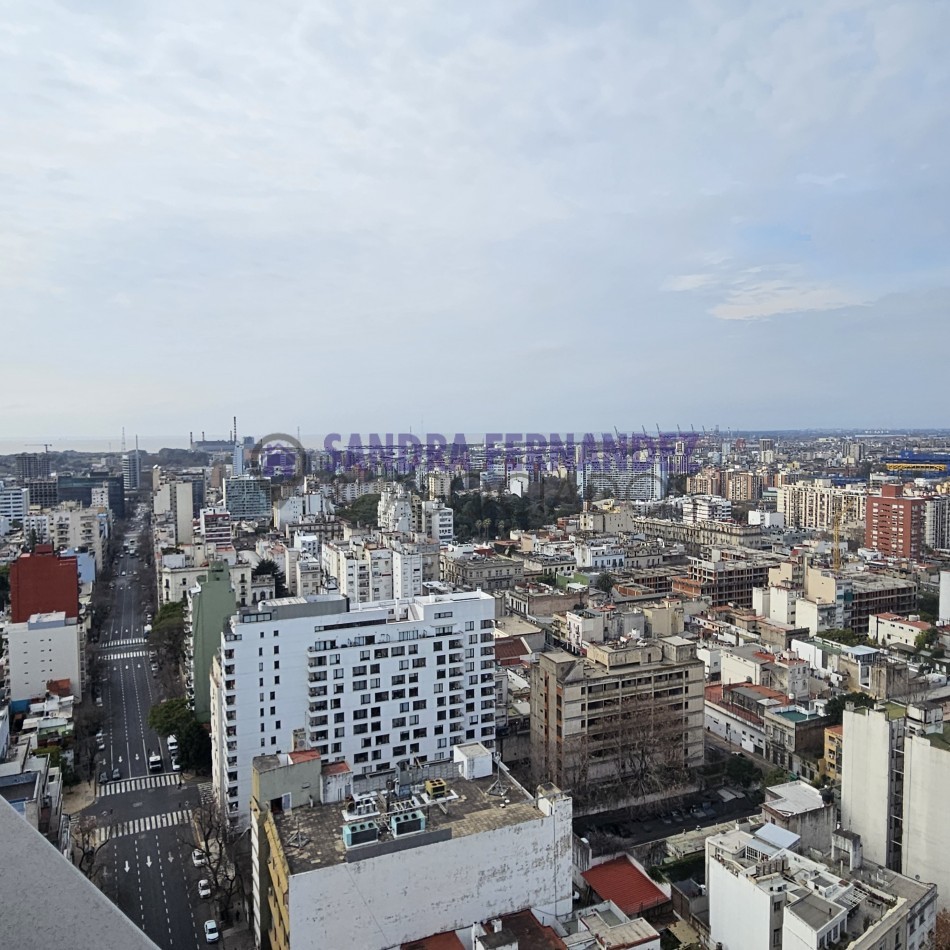 Buenos Aires CABA San Telmo Torre Quartier San Telmo Cercano a UADE-UCA-UTN Departamento Nivel Gerencial 1 dormitorio. Cochera