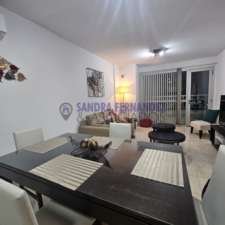 Neuquen. Venta. 1 dormitorio con cochera. Zona Policlinico de Neuquen