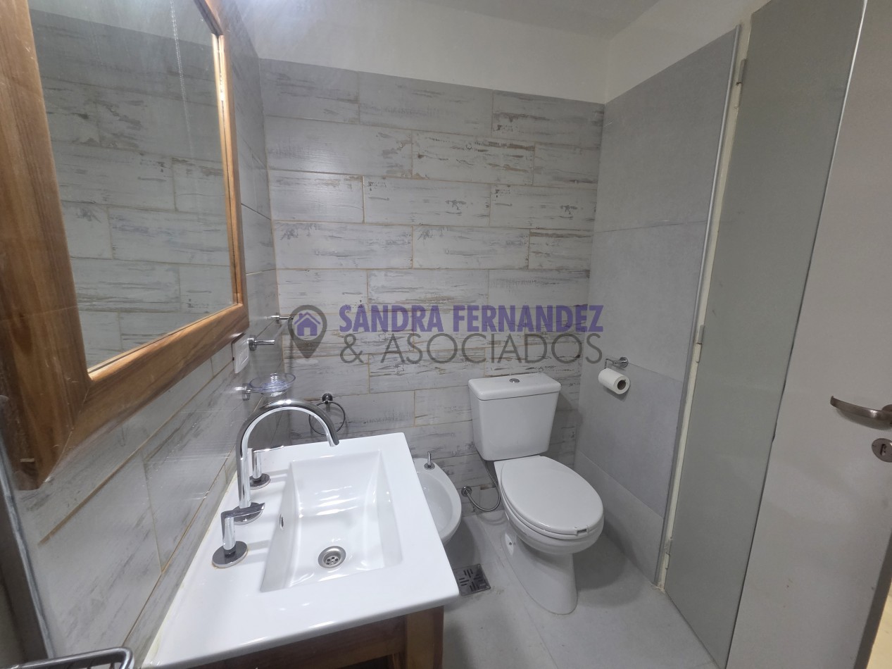 CABA MONSERRAT Alquiler Departamento 2 dormitorios remodelado a estrenar sin cochera
