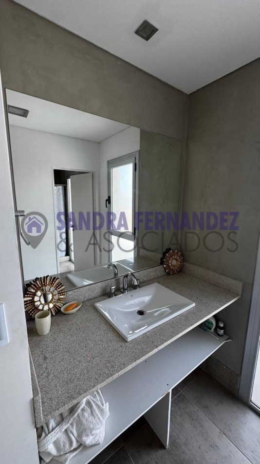  Neuquen. ALQUILER/VENTA La Peninsula Casa amoblada equipada 3 dormitorios