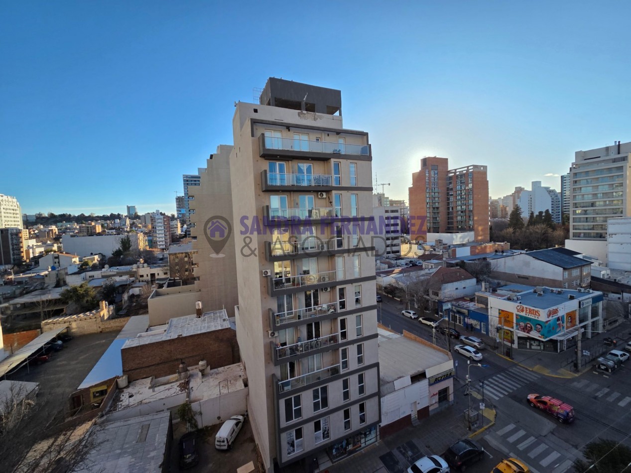 Neuquen Alquiler Departamento 1 dormitorio Cochera cubierta Zona Traumatologia del Comahue