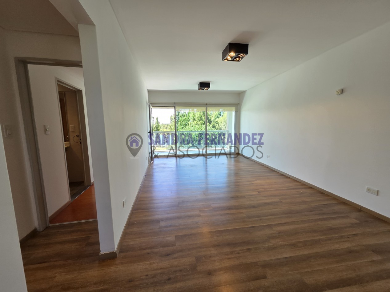 Neuquen Alquiler Departamento 2 dormitorios suite cochera Paseo de la Costa 
