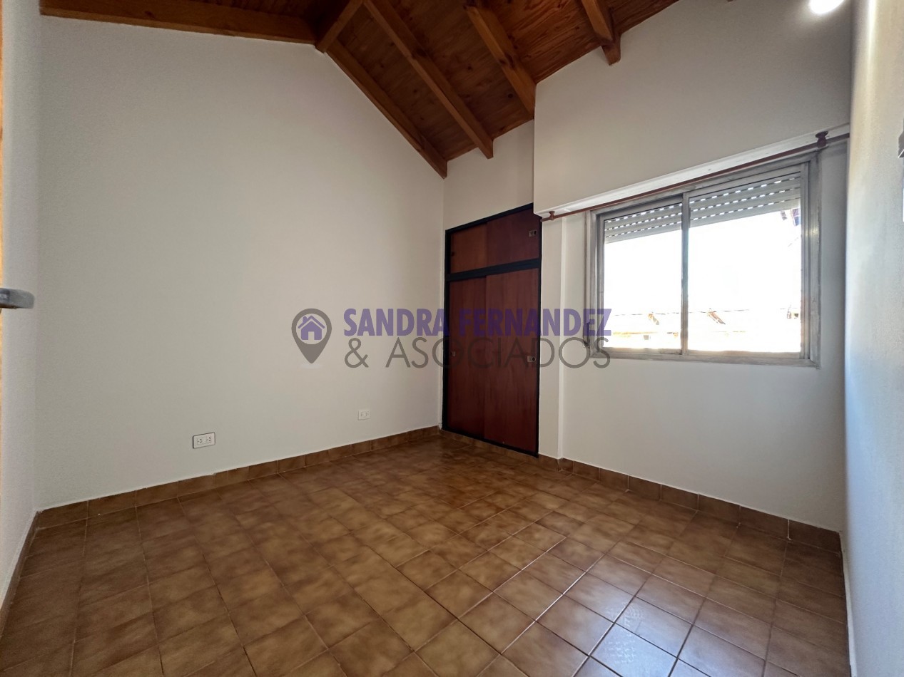 Neuquen Alquiler Departamento en Complejo en 1° piso sin cochera