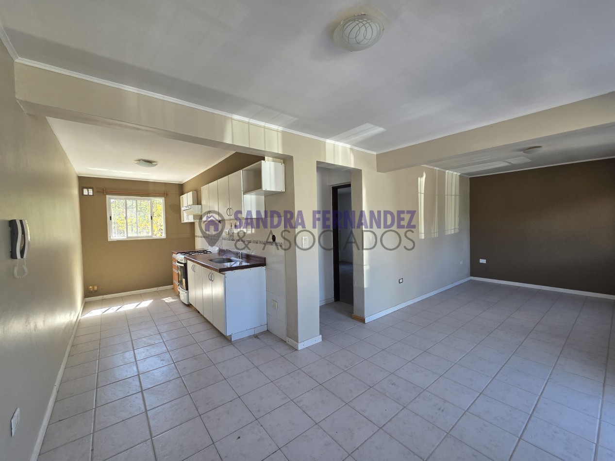 Neuquen, Alquiler, Departamento 1 dormitorio, en Complejo. Barrio Villa Maria