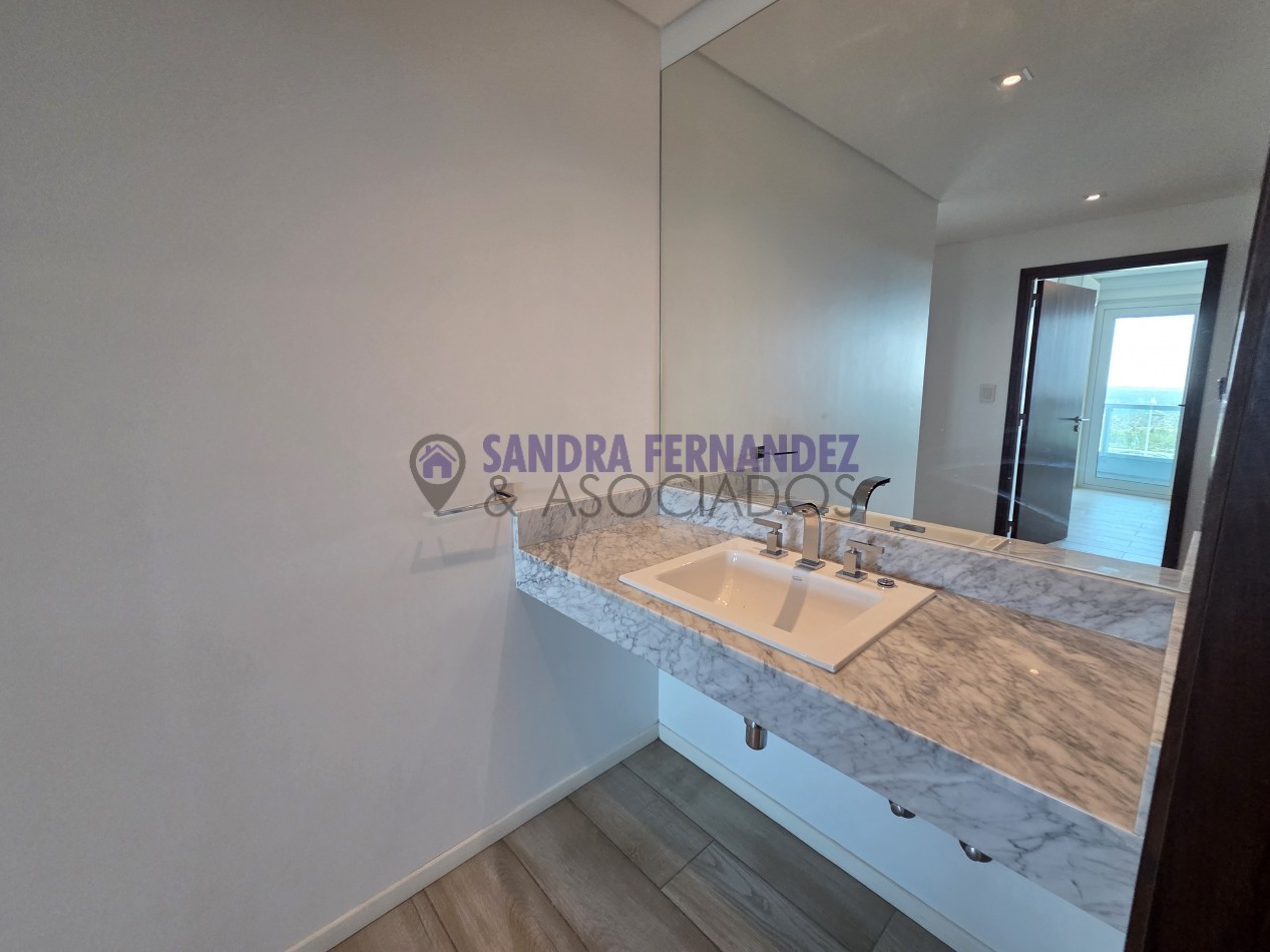 Neuquen. Alquiler NIVEL GERENCIAL Departamento  Semipiso 3 dorm