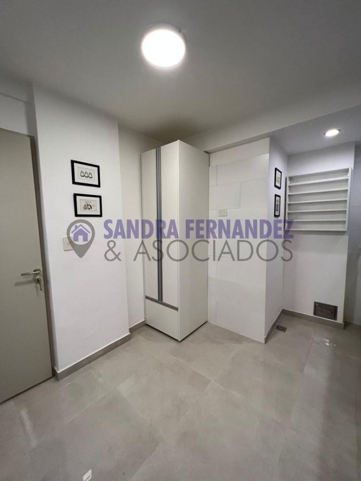 Venta / Permuta. Buenos Aires. CABA Departamento 2 dormitorios sin cochera REMODELADO A ESTRENAR