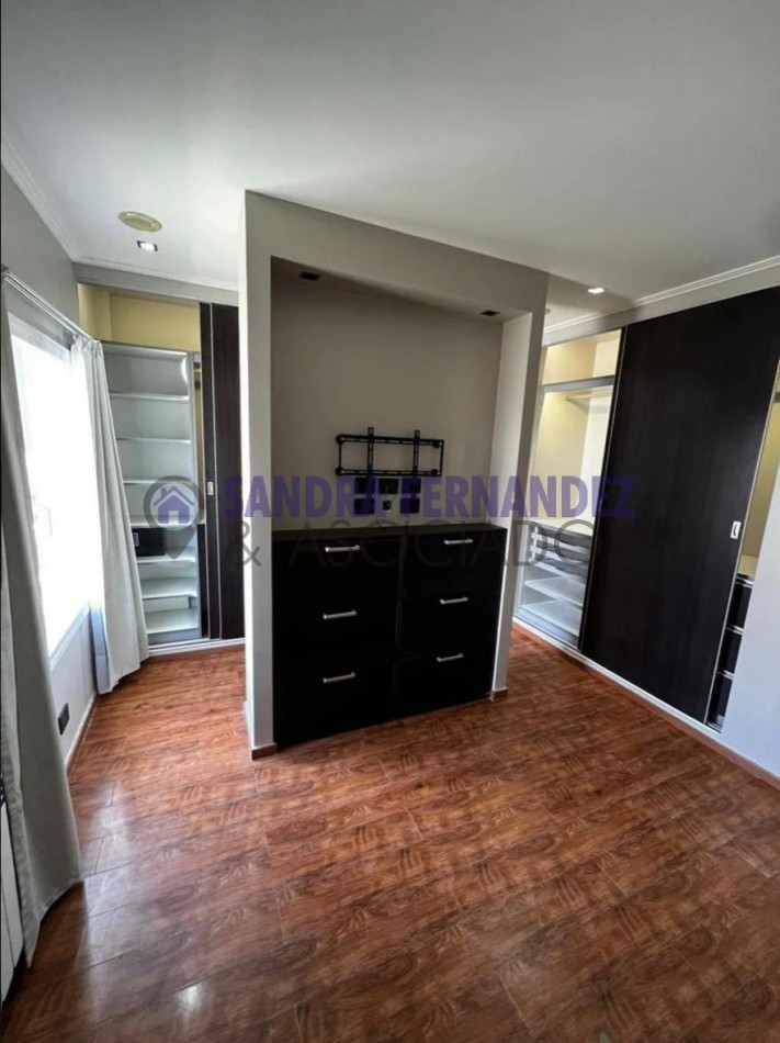 Rio Negro Cipolletti Barrio Flamingo Casa niel gerencial 