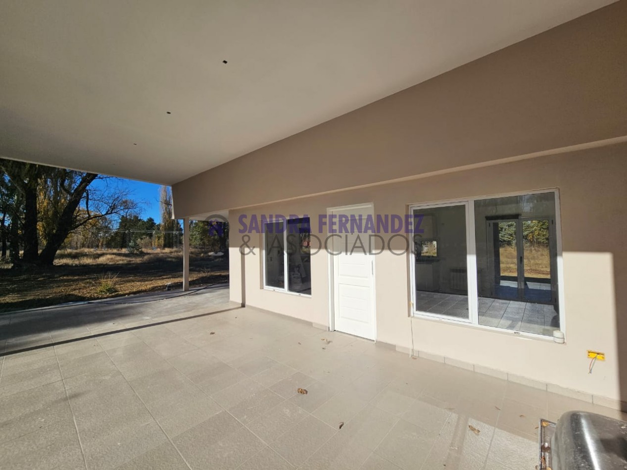 Neuquen. Alquiler Casa 2 dormitorios en Predio